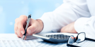 Twój e-PIT już trafił do urzędu skarbowego. Krajowa Administracja Skarbowa rozliczyła go za Ciebie