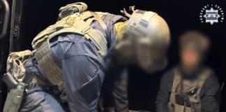 Strzelanina, zabici, ranni, nieudane policyjne negocjacje